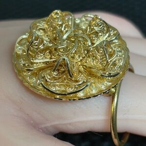 Vintage Gold Tone Filigree Scarf Clip / Slide - Ornate & Elegant